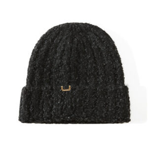 custom thick loop yarn cable knitted skull cap, matte gold metal plate logo winter beanie