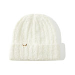 custom thick loop yarn cable knitted skull cap, matte gold metal plate logo winter beanie