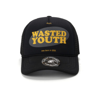custom trucker cap with letter print